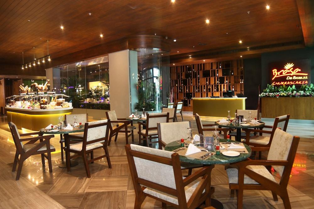 Park Regis Lotus Hotel Manamah Buitenkant foto