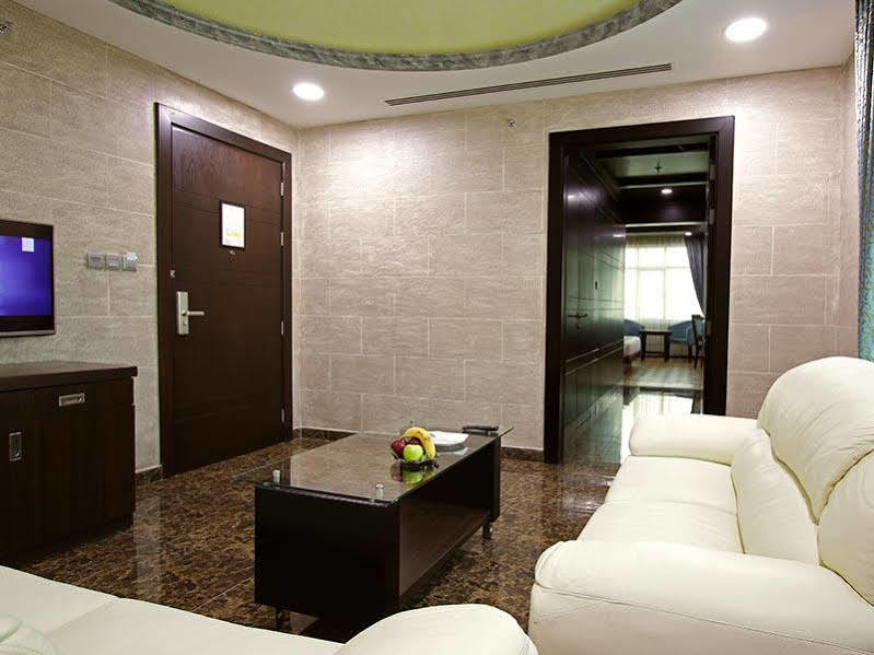 Park Regis Lotus Hotel Manamah Buitenkant foto