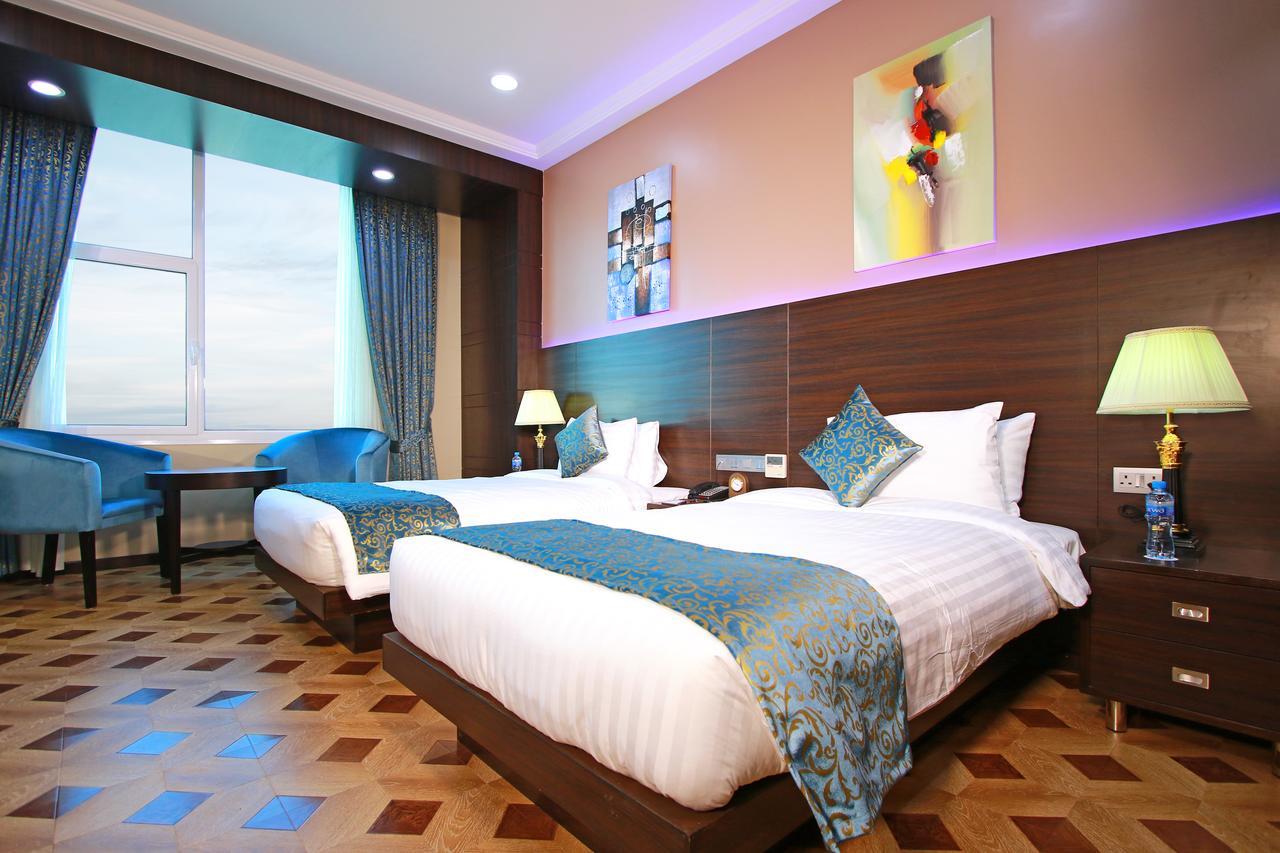 Park Regis Lotus Hotel Manamah Buitenkant foto